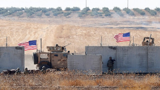 السلطات السورية : الاحتلال الأمريكي ينهب الحبوب بمساعدة ميليشيا قسد